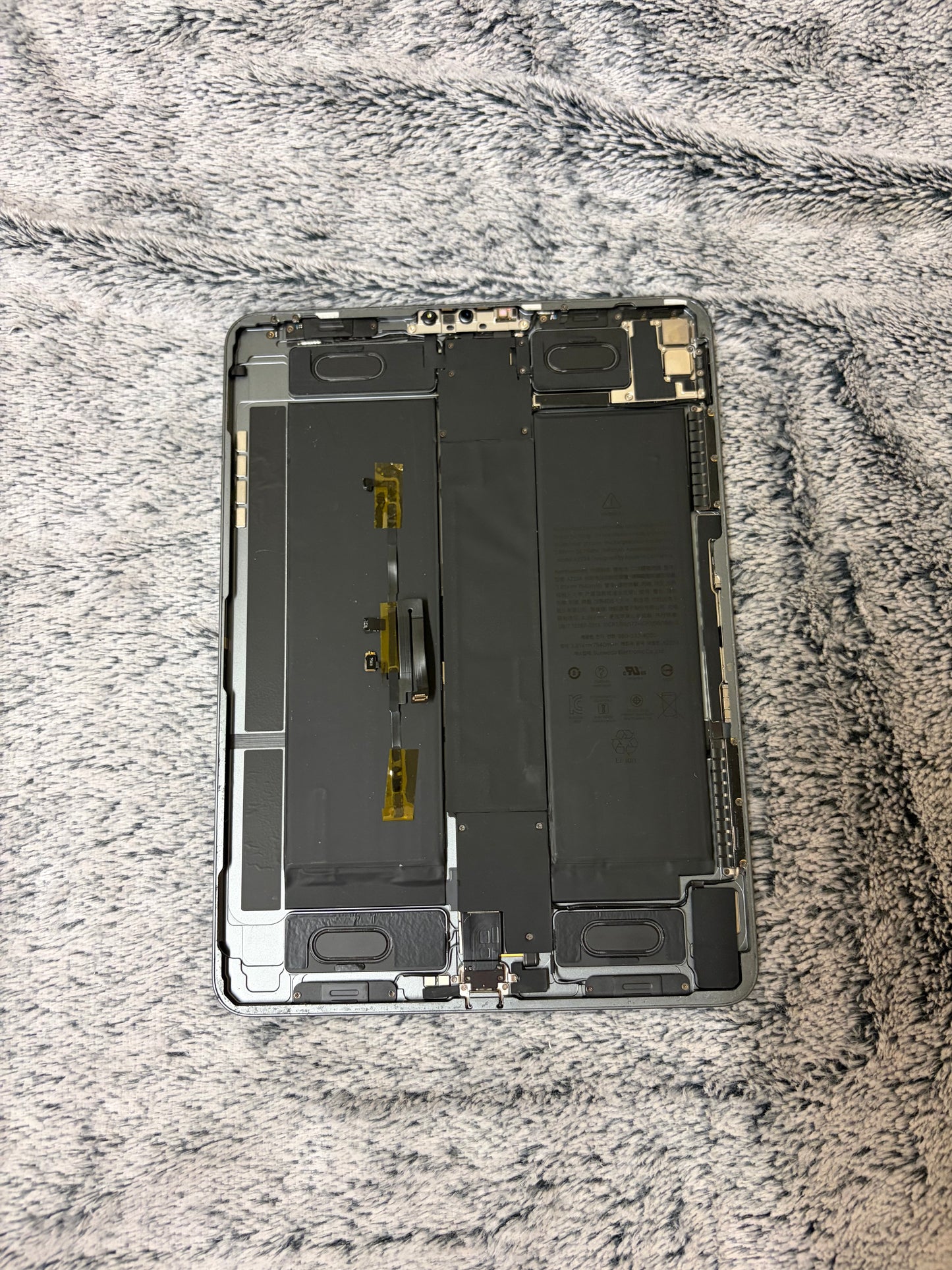 Apple iPad Pro 11 inch 2nd Gen (2020) 128gb WiFi - Logic Board Fault - Repairs.