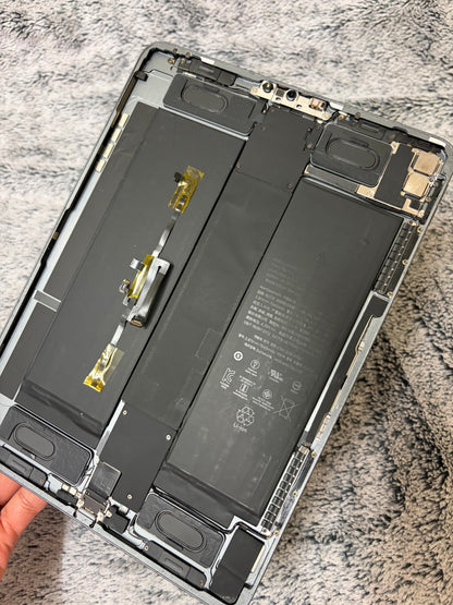 Apple iPad Pro 11 inch 2nd Gen (2020) 128gb WiFi - Logic Board Fault - Repairs.