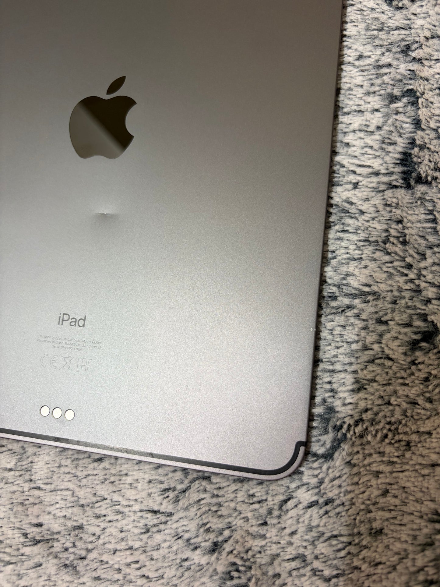 Apple iPad Pro 11 inch 2nd Gen (2020) 256gb Wifi/Cellular - Logic Board Fault - Repairs.