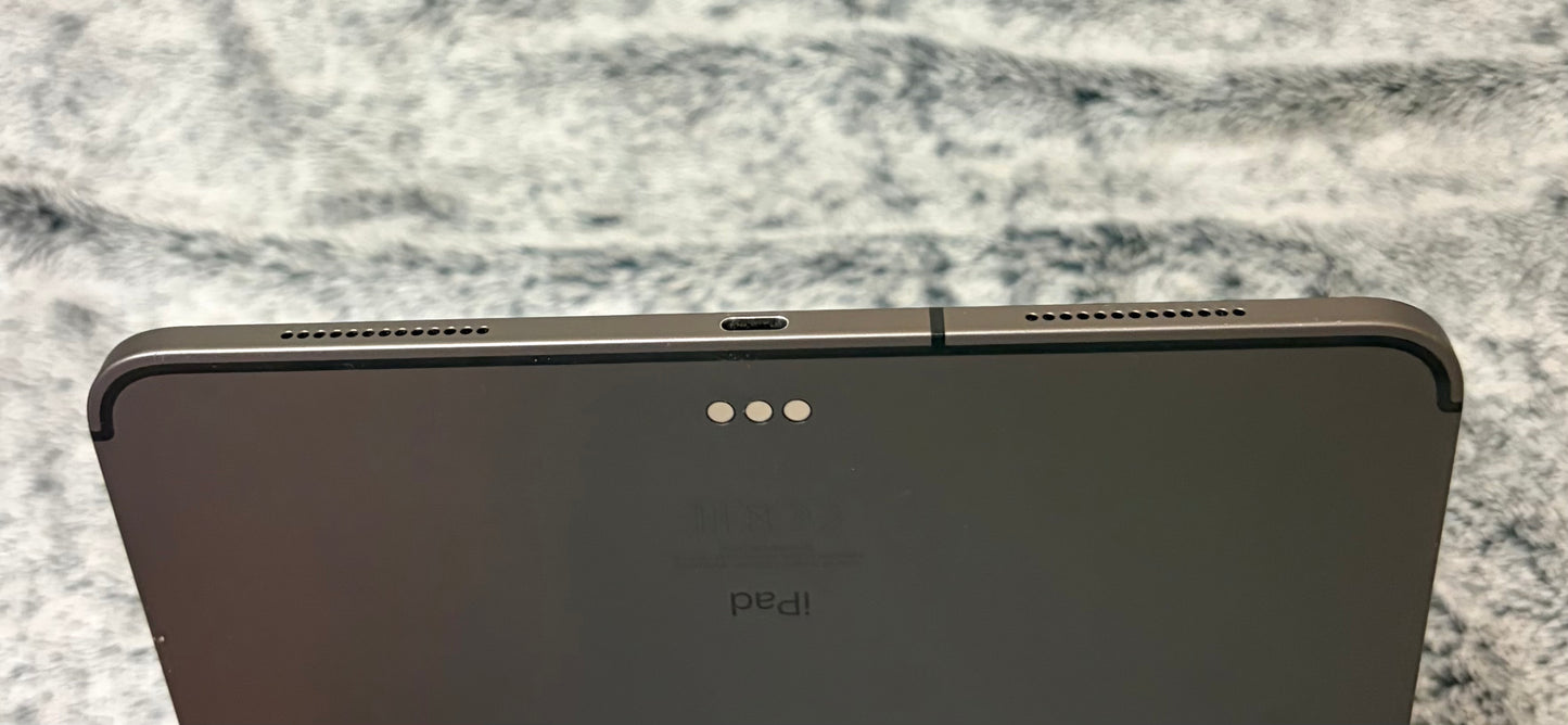 Apple iPad Pro 11 inch 2nd Gen (2020) 256gb Wifi/Cellular - Logic Board Fault - Repairs.