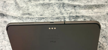 Apple iPad Pro 11 inch 2nd Gen (2020) 256gb Wifi/Cellular - Logic Board Fault - Repairs.