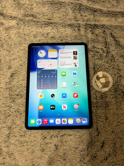 Apple iPad Pro 11 inch 2nd Gen (2020) - 128gb WiFi - Fully Working.