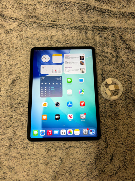Apple iPad Pro 11 inch 2nd Gen (2020) - 128gb WiFi - Fully Working.