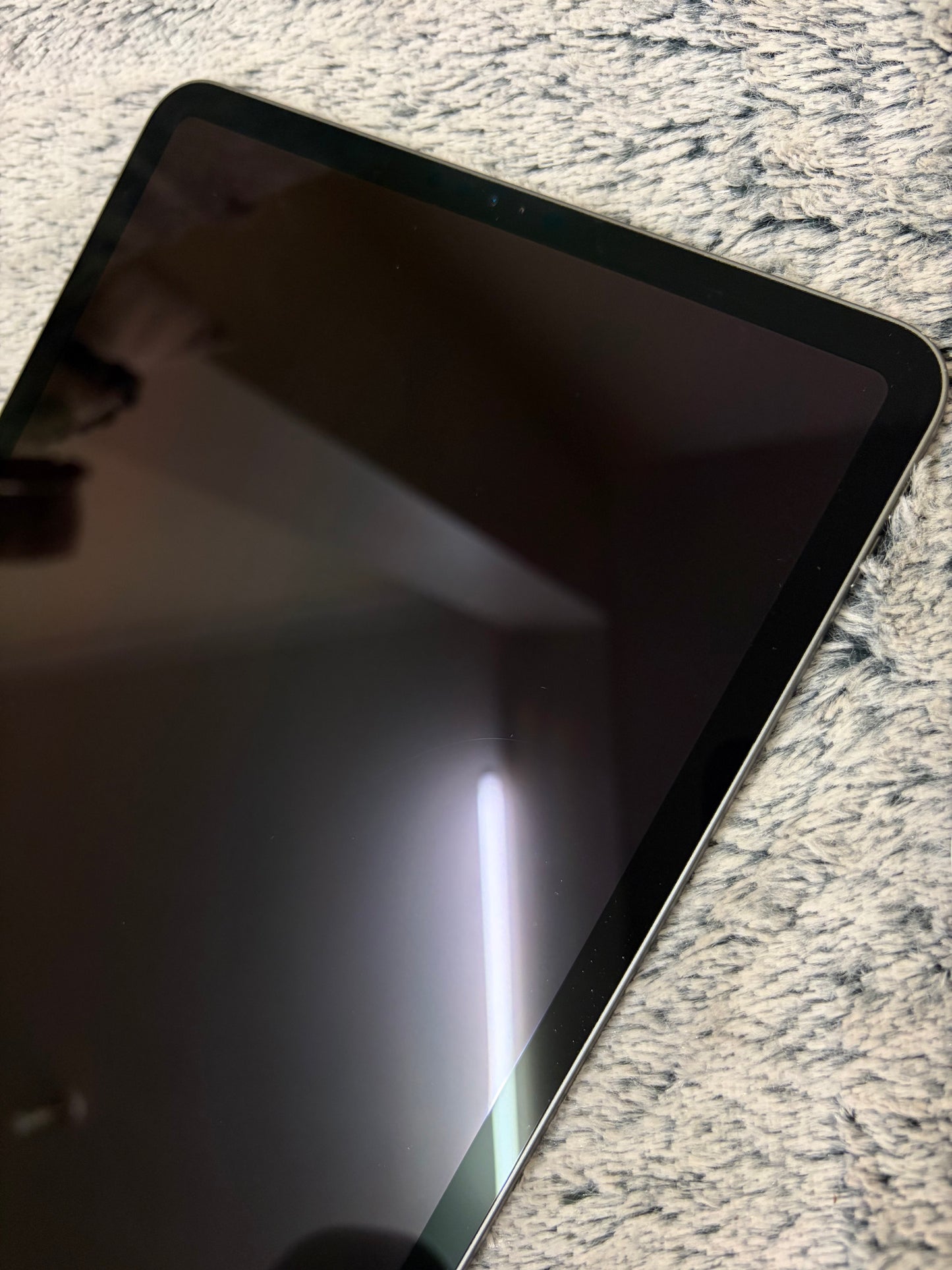 Apple iPad Pro 11 inch 2nd Gen (2020) - 128gb WiFi - Fully Working.