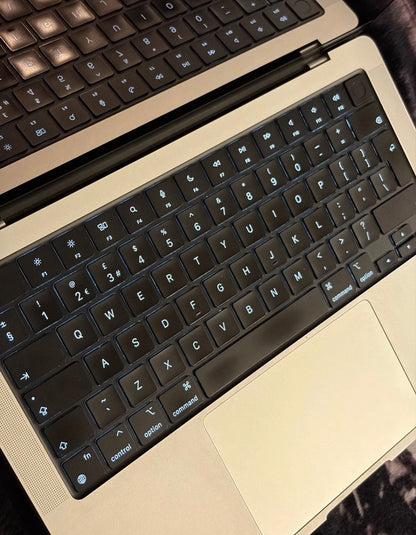 Apple Macbook Pro 14 inch 2023 - M2 MAX, 32gb RAM, 1TB SSD - MDM Bypassed.