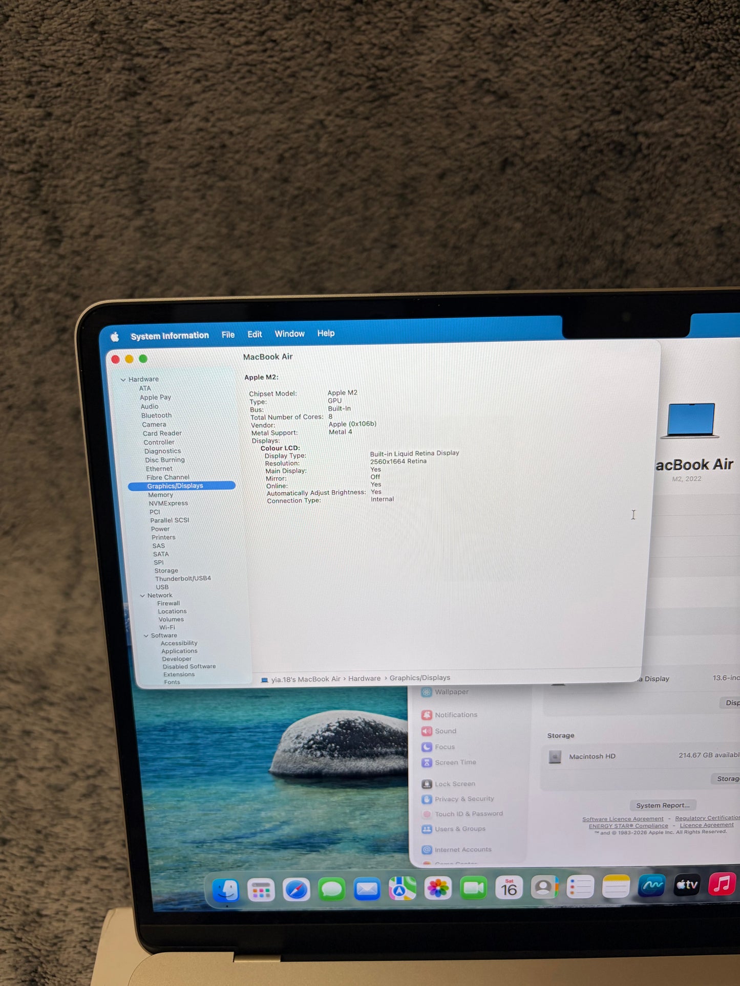 Apple Macbook Air 13 inch 2022 - M2, 8gb RAM, 256gb SSD - Fully Working/Boxed.