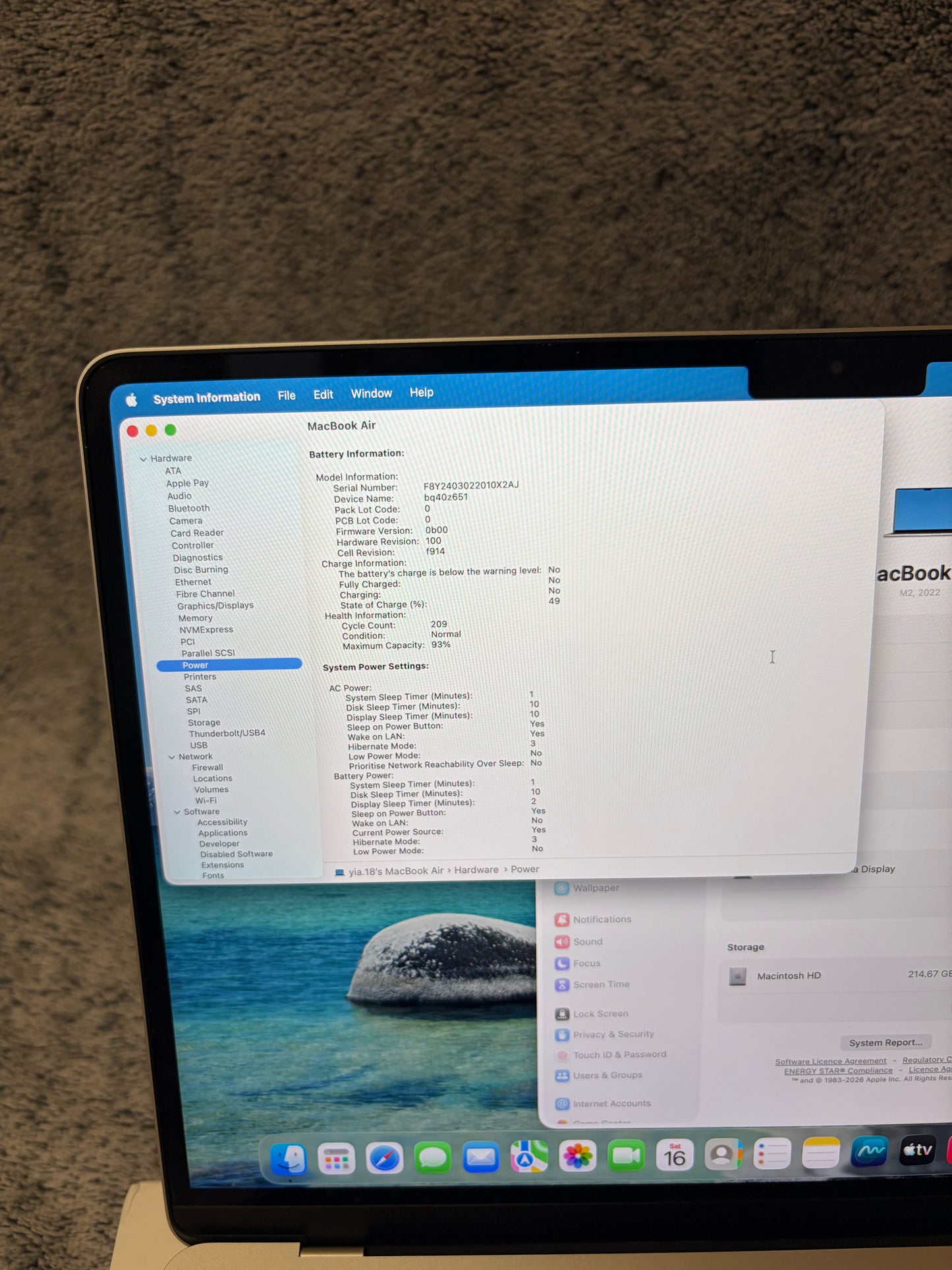 Apple Macbook Air 13 inch 2022 - M2, 8gb RAM, 256gb SSD - Fully Working/Boxed.