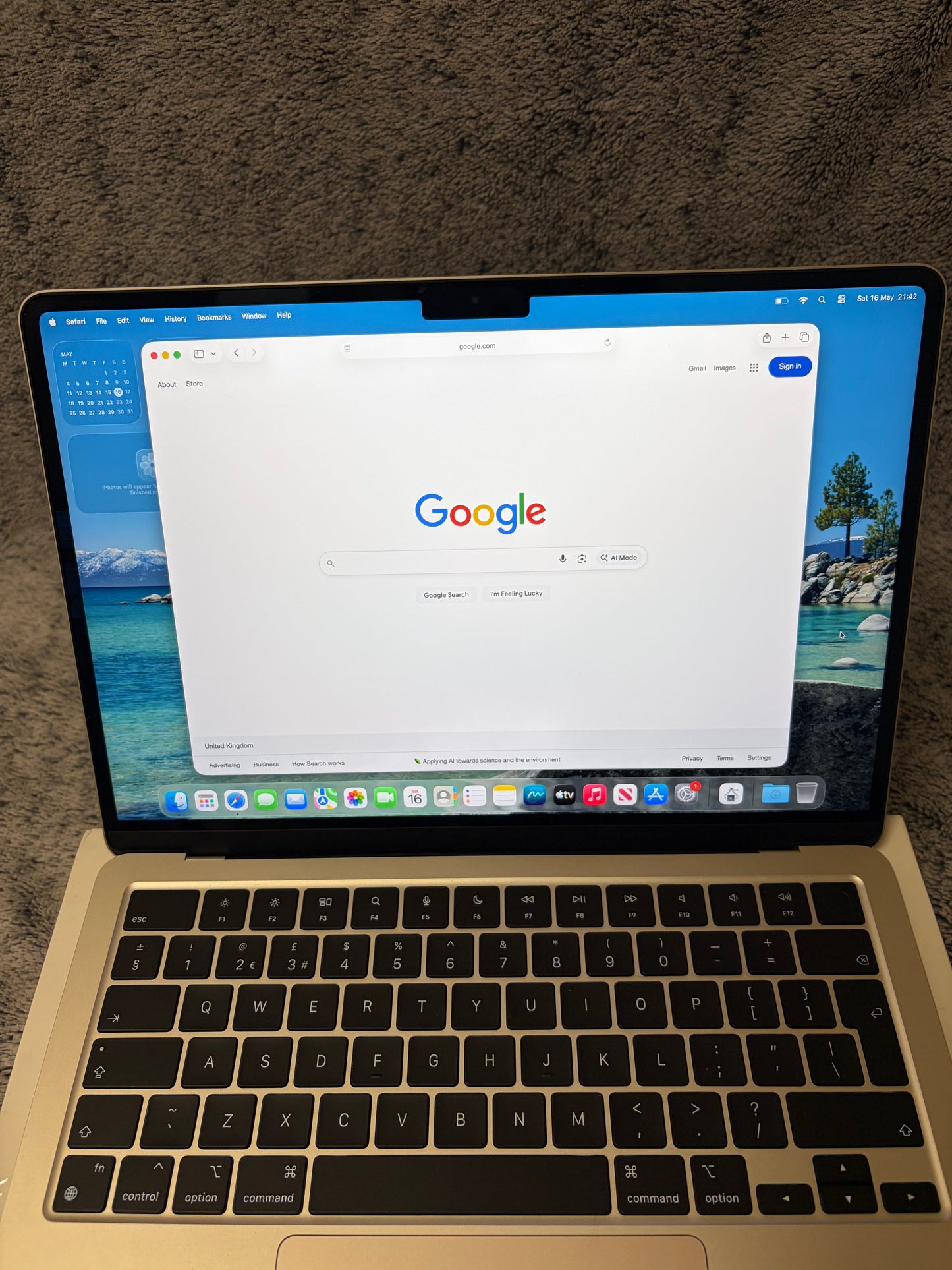 Apple Macbook Air 13 inch 2022 - M2, 8gb RAM, 256gb SSD - Fully Working/Boxed.