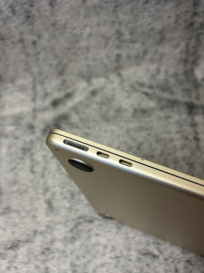 Apple Macbook Air 13 inch 2022 - M2, 16gb RAM, 512gb SSD - MDM Bypassed.