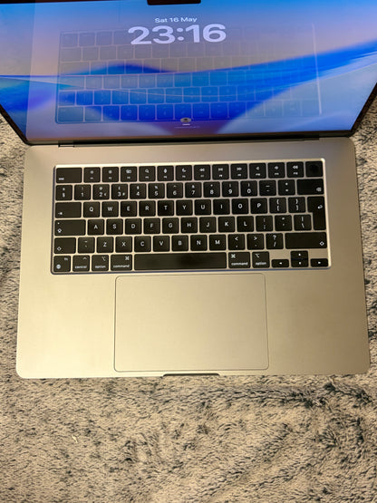 Apple Macbook Air 15 inch 2023 - M3, 16gb RAM, 512gb SSD - MDM Bypassed.