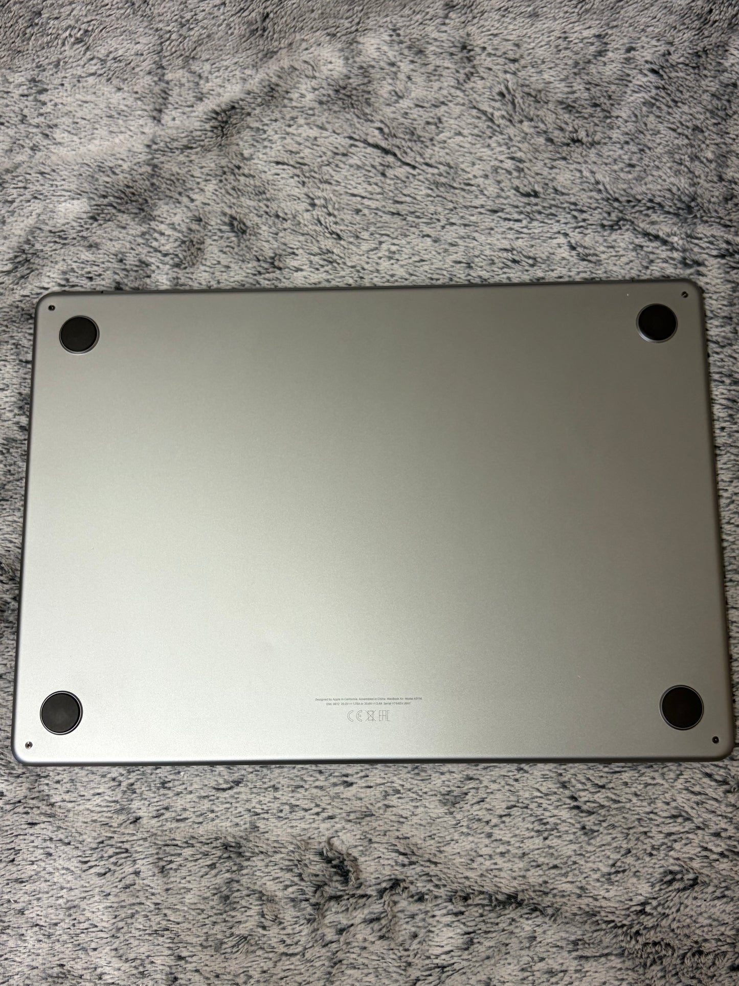 Apple Macbook Air 15 inch 2023 - M3, 16gb RAM, 512gb SSD - MDM Bypassed.