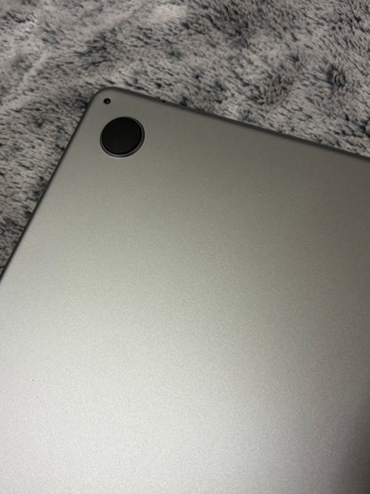 Apple Macbook Air 15 inch 2023 - M3, 16gb RAM, 512gb SSD - MDM Bypassed.