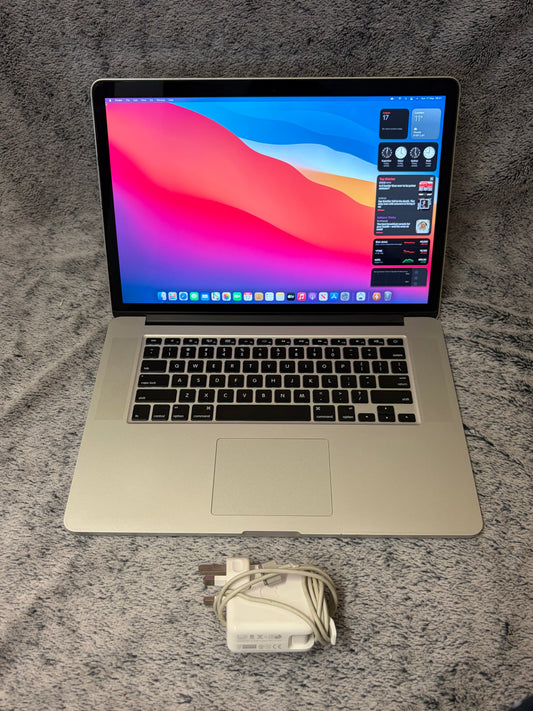 Apple Macbook Pro 15 inch 2014 - i7, 16gb RAM, 512gb SSD - Needs Repair.