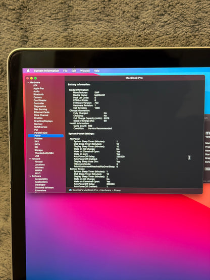 Apple Macbook Pro 15 inch 2014 - i7, 16gb RAM, 512gb SSD - Needs Repair.