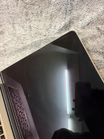 Apple Macbook Pro 15 inch 2014 - i7, 16gb RAM, 512gb SSD - Needs Repair.
