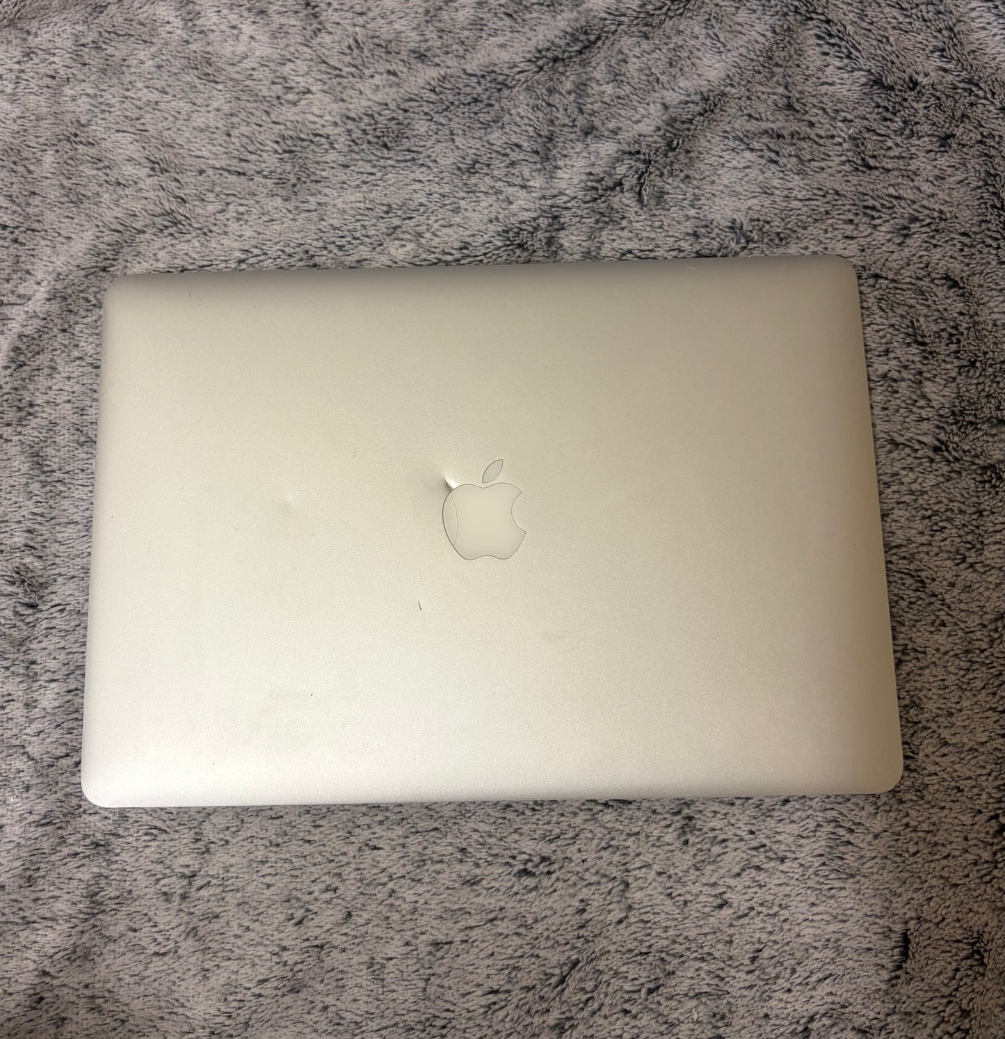 Apple Macbook Pro 15 inch 2014 - i7, 16gb RAM, 512gb SSD - Needs Repair.