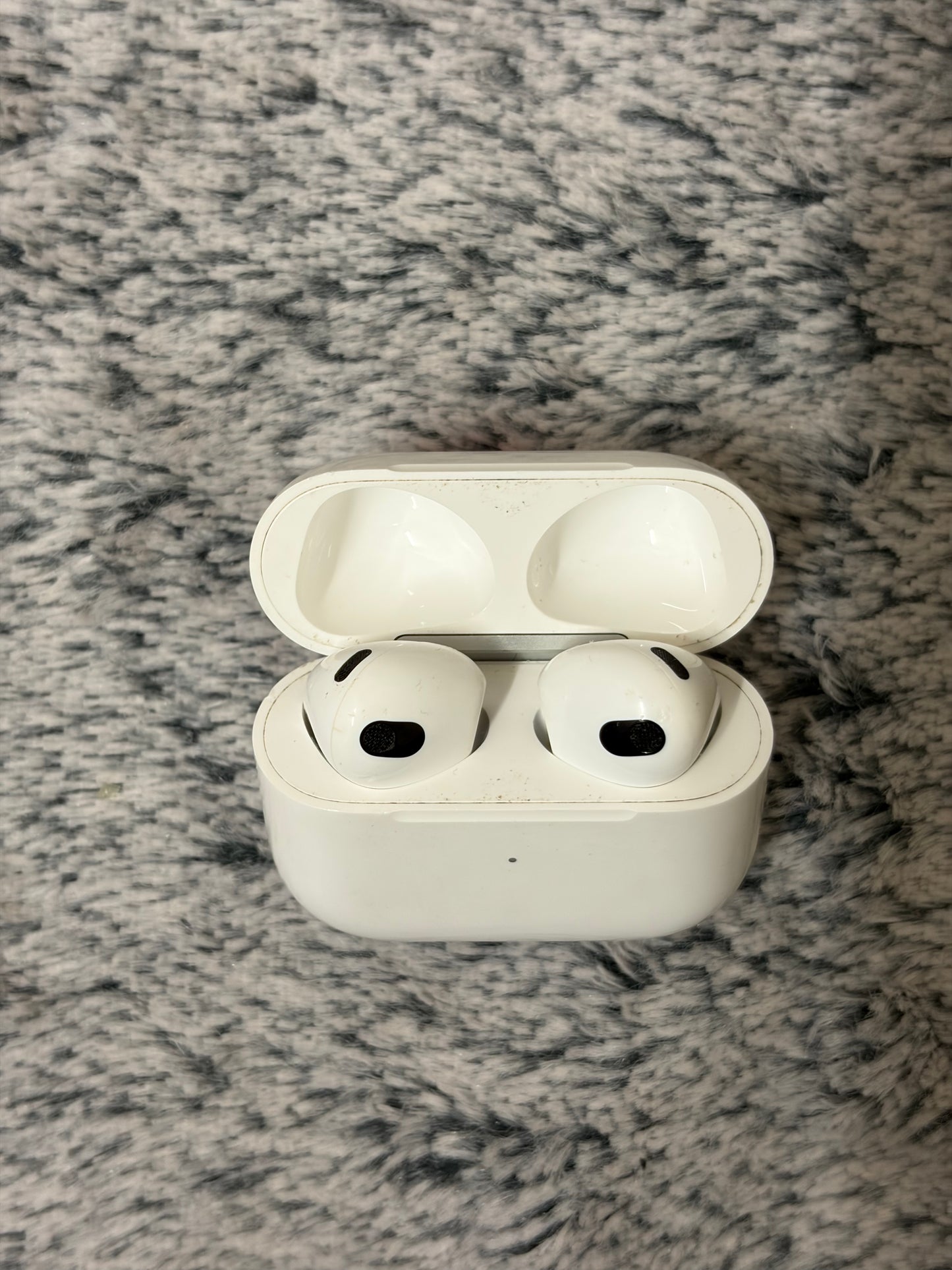 Apple AirPods 3rd Generation - FAULTY