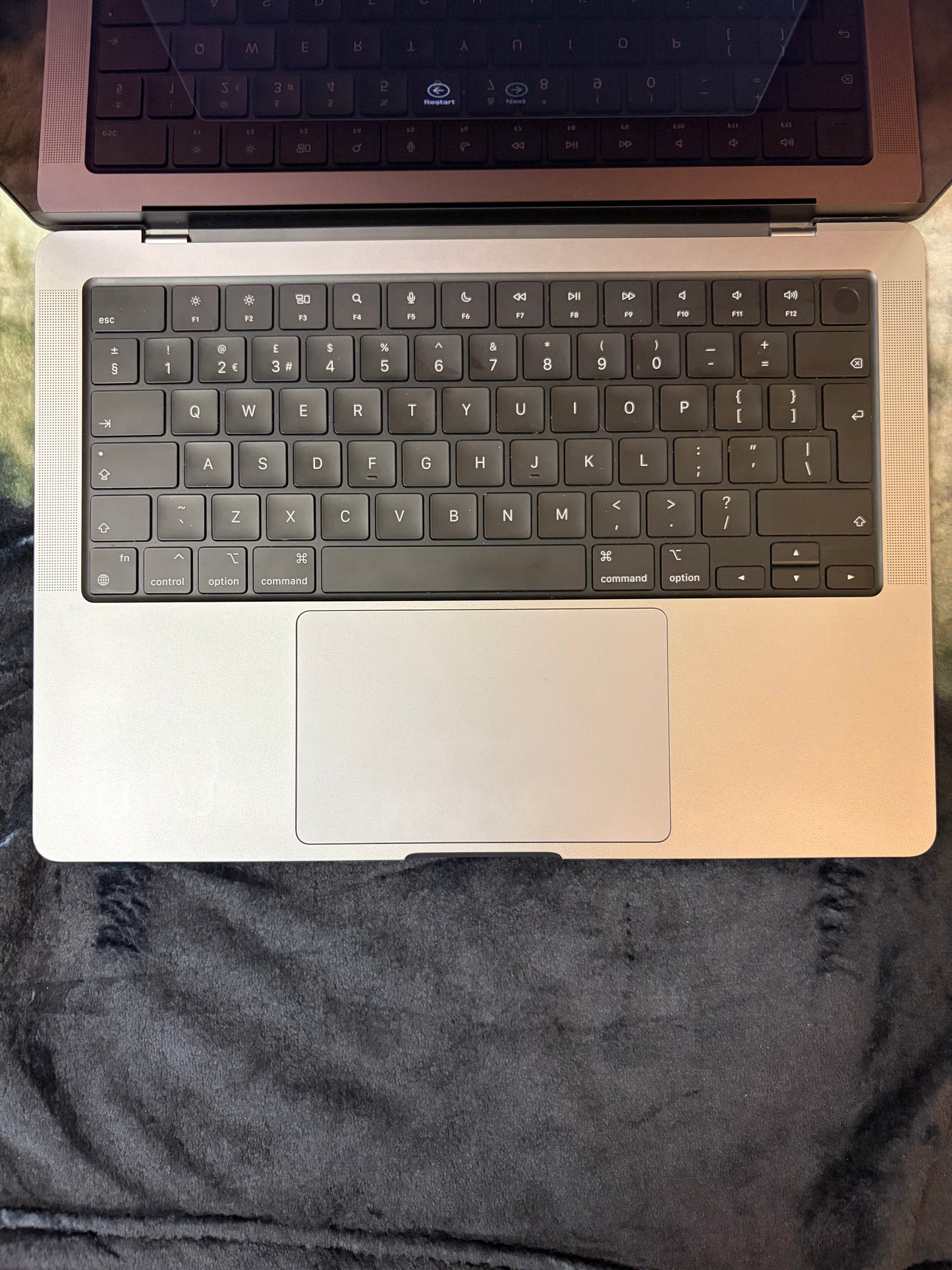 Apple Macbook Pro 14 Inch M1/2 Pro 2021/2023 - iCloud Locked. Good For Parts!
