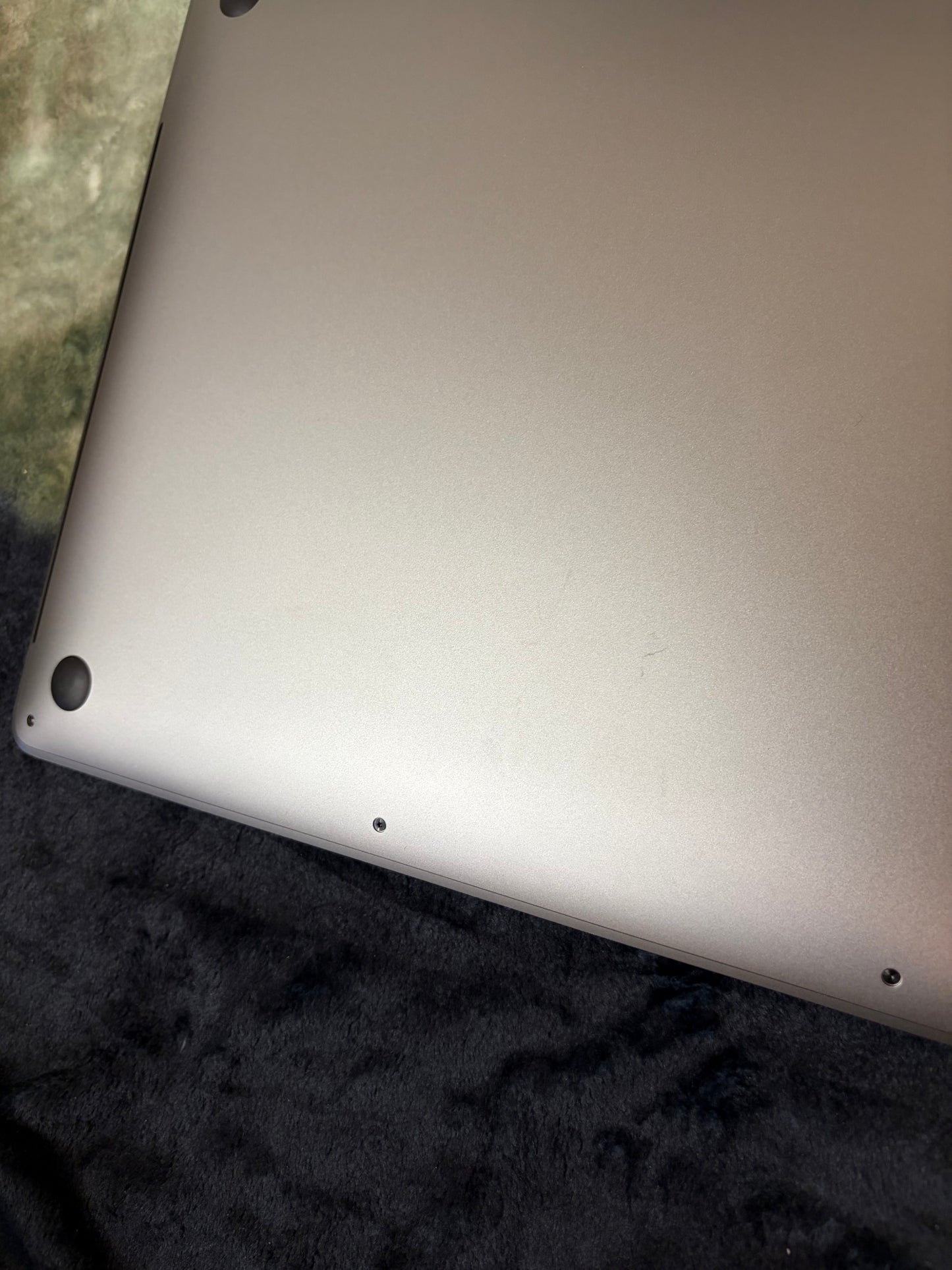 Apple Macbook Pro 16 Inch 2019 - iCloud Locked. Good For Parts!