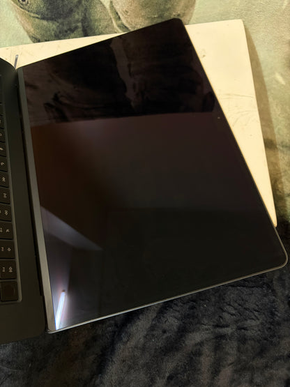 Apple Macbook Air 15 Inch M4 (2025) - Screen/Palmrest ONLY. Faulty