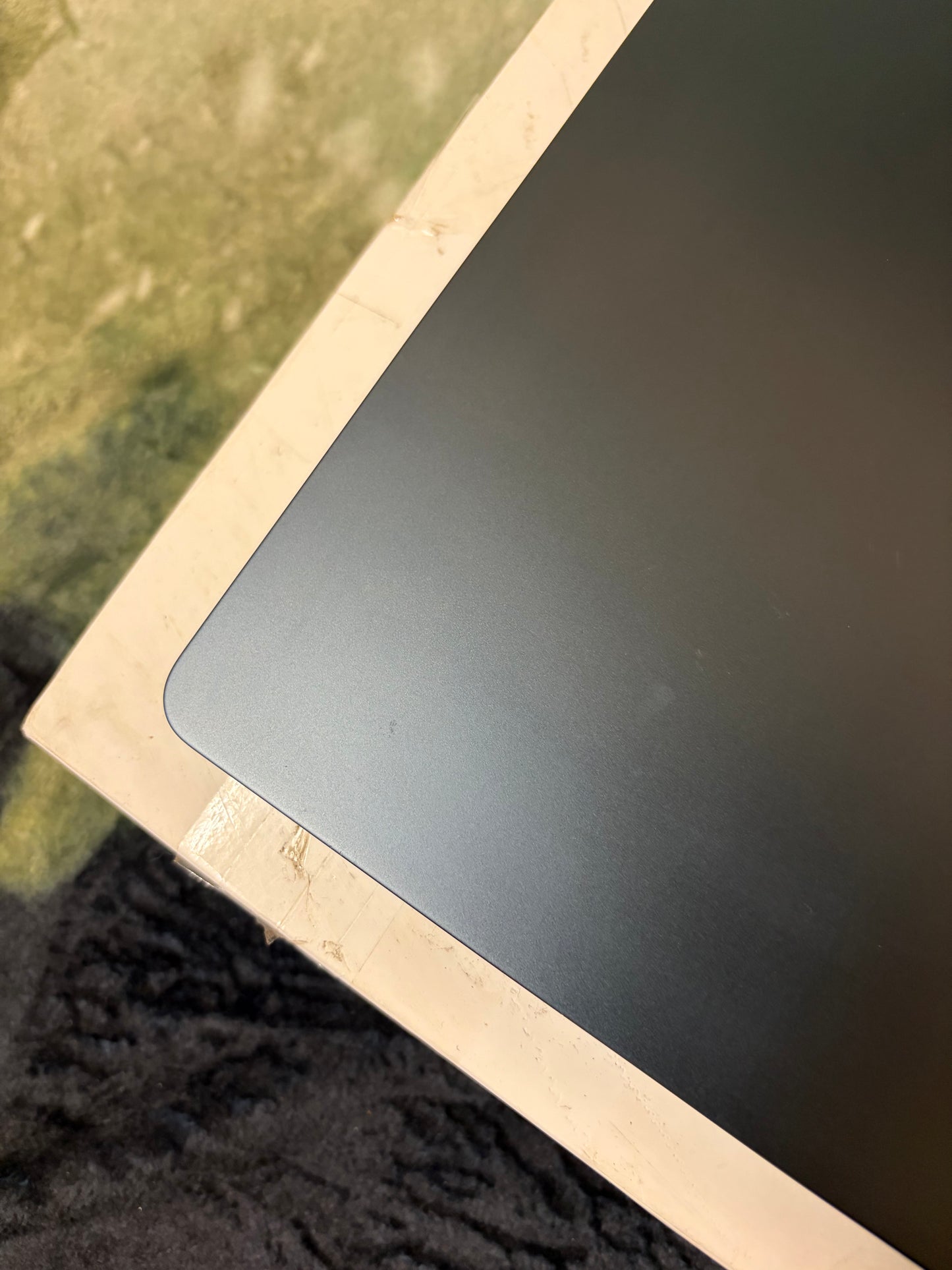 Apple Macbook Air 15 Inch M4 (2025) - Screen/Palmrest ONLY. Faulty