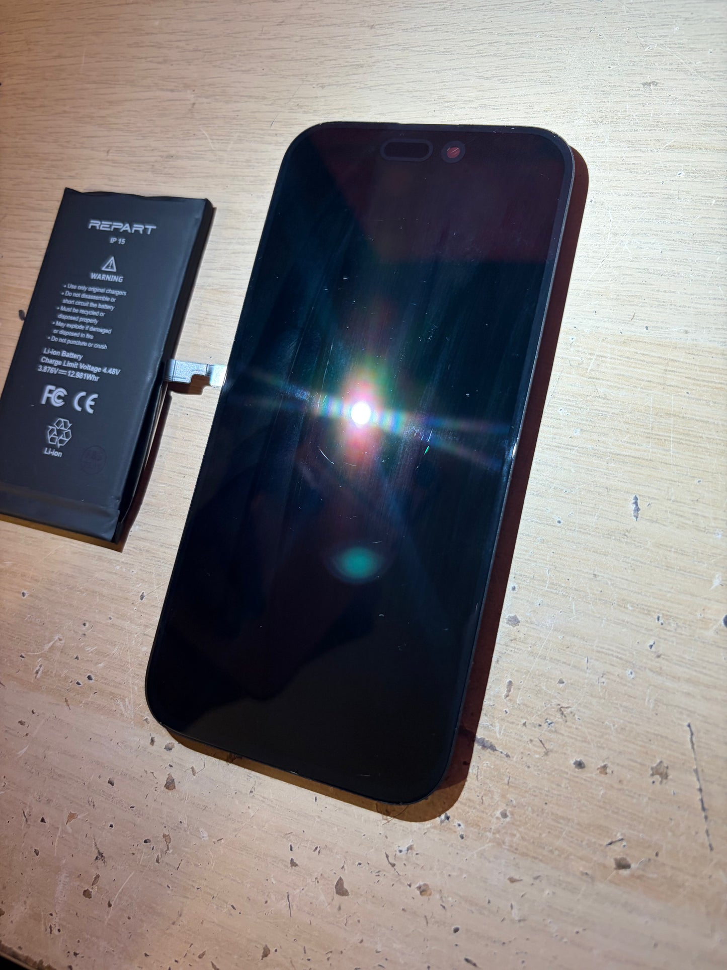 Apple iPhone 15 Aftermarket Screen & Battery ONLY. Fully working / MINT!