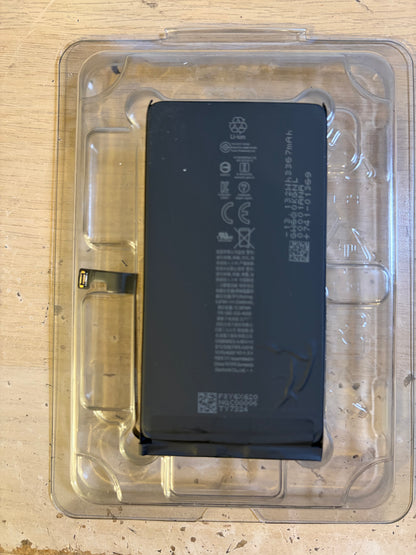 Apple iPhone 15 Battery - GENUINE replacement (84% Health)