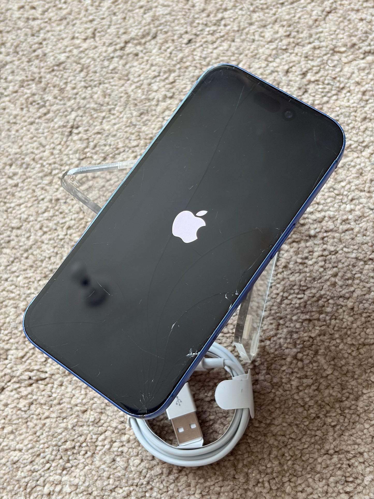 Apple iPhone 16 - Blue - iCloud Locked/Faulty.