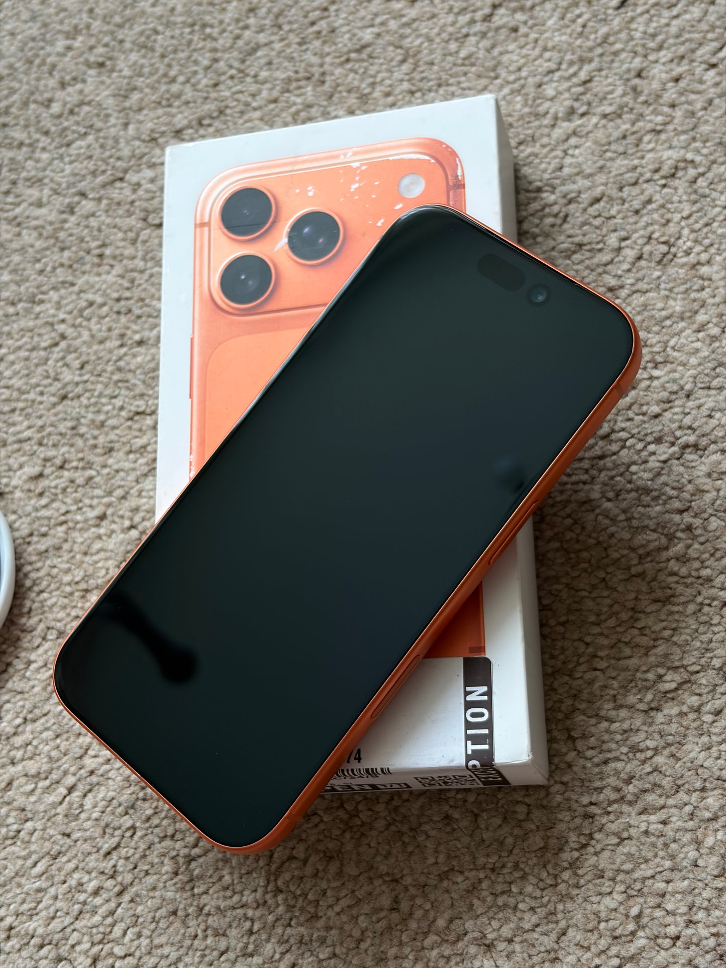 Apple iPhone 17 Pro Cosmic Orange 256gb (Unlocked) MINOR FAULT