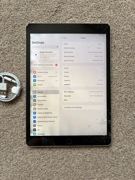 Apple iPad 9th Generation 64gb WiFi - Silver. FAULTY STOCK