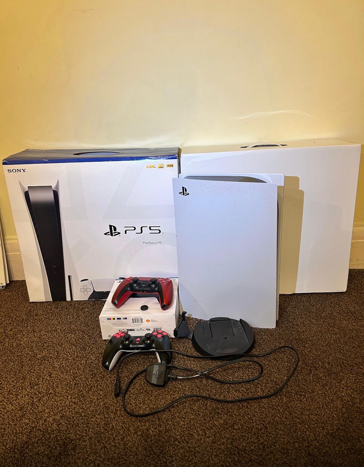 PlayStation 5 Disc Version. Fully boxed + 2 controllers